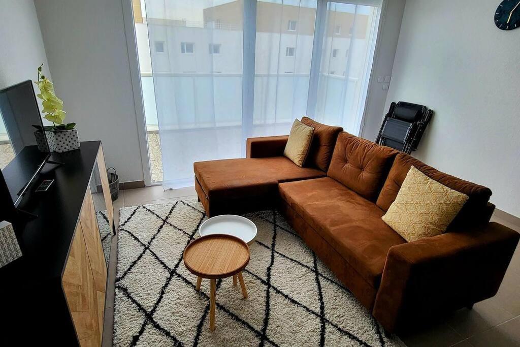 Appartement Avec Balcon/Terrasse مونتيو المظهر الخارجي الصورة