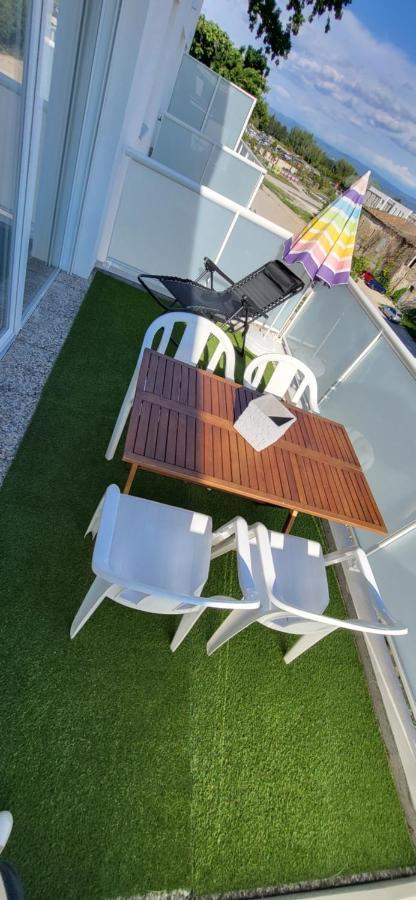 Appartement Avec Balcon/Terrasse مونتيو المظهر الخارجي الصورة